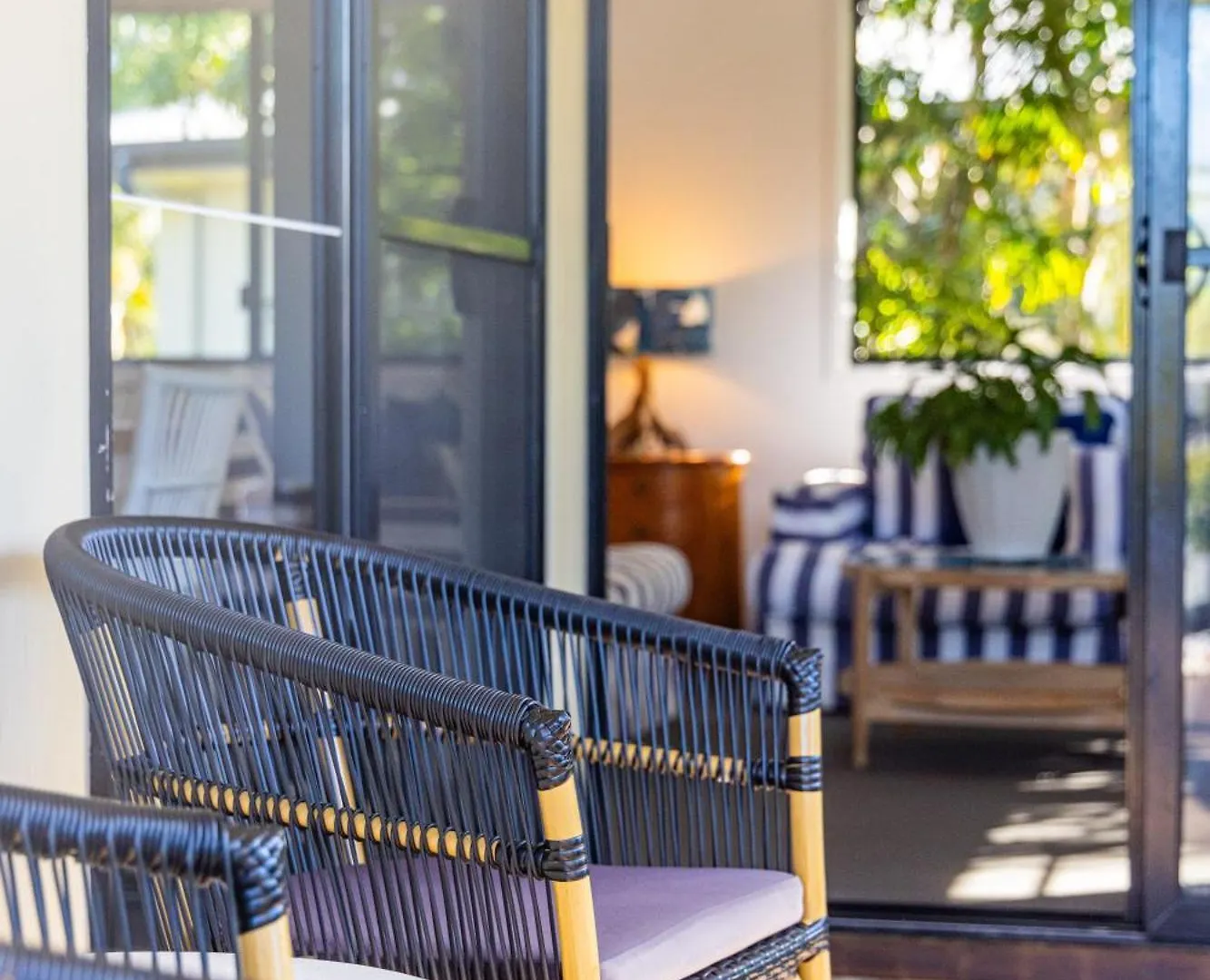 Monterey Beach House - Direct Beach Access & Plunge Pool Byron Bay Holiday home