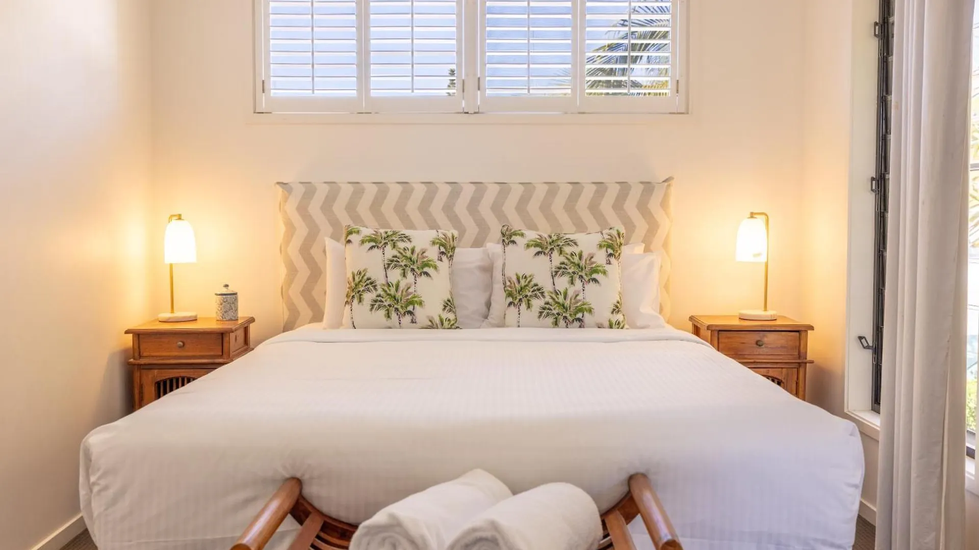 Monterey Beach House - Direct Beach Access & Plunge Pool Byron Bay 0*,  Australia