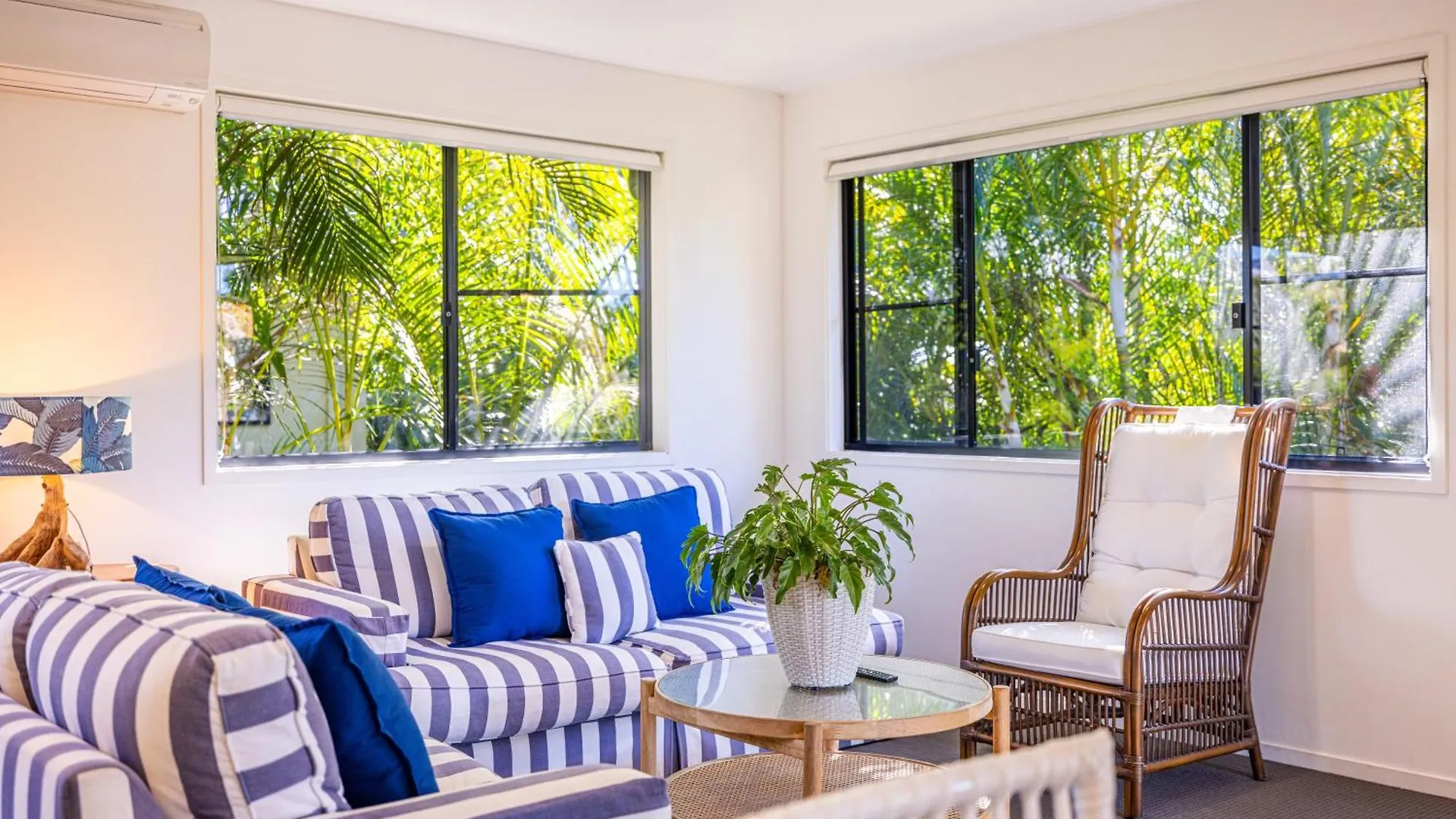 Monterey Beach House - Direct Beach Access & Plunge Pool Byron Bay Holiday home