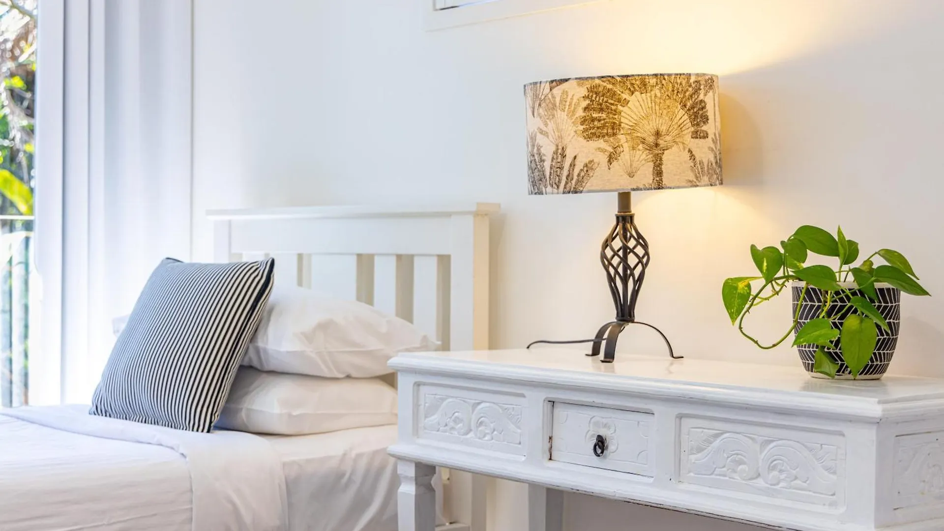 Monterey Beach House - Direct Beach Access & Plunge Pool Byron Bay